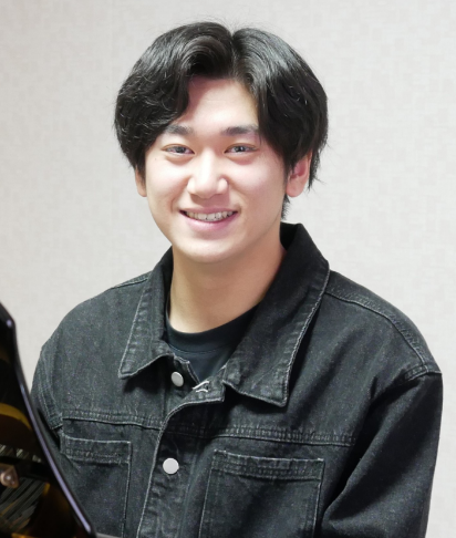 藤井　秀輝